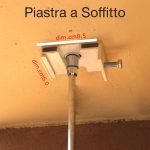 Piastra per fissaggio a soffitto in alluminio verniciato (per tenda modello Scorpione)